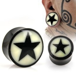 Piercing plug 5mm à 25mm en corne avec une étoile PLU058 à partir de 5.00€
